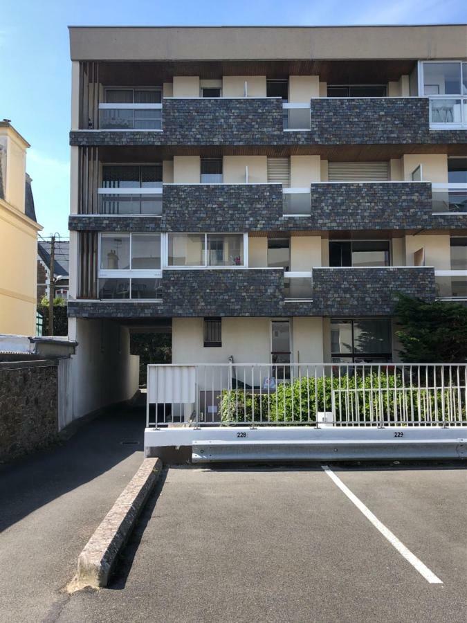 Apartmán Le Courtoisville Saint-Malo Exteriér fotografie